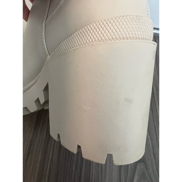 Steve Madden Tan Booties - Picture 7 of 8